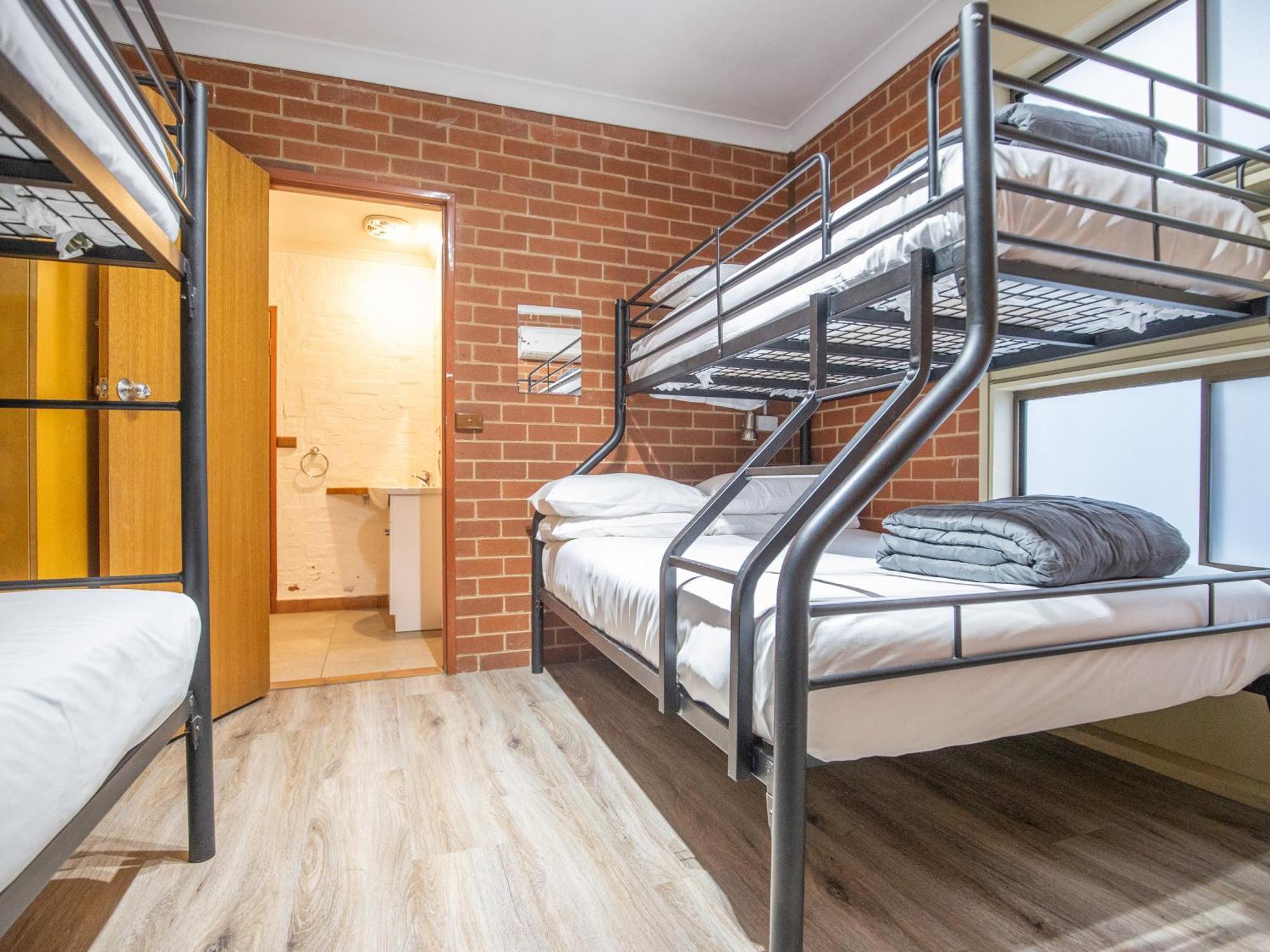 Nrma Bright Holiday Park 部屋 写真